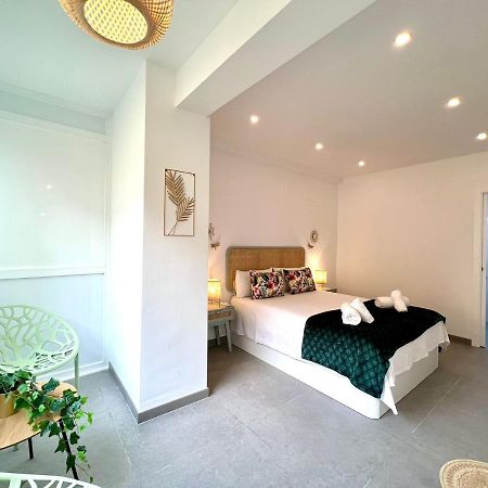 Malagueta Beach II & Private Terrace By Ele Apartments มาลากา ภายนอก รูปภาพ