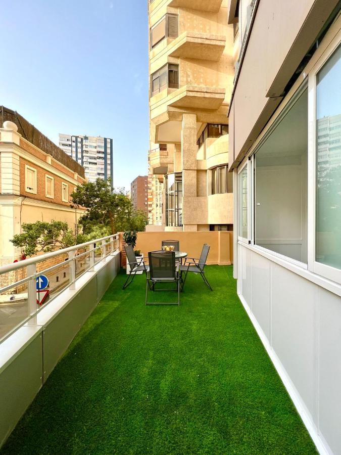 Malagueta Beach II & Private Terrace By Ele Apartments มาลากา ภายนอก รูปภาพ